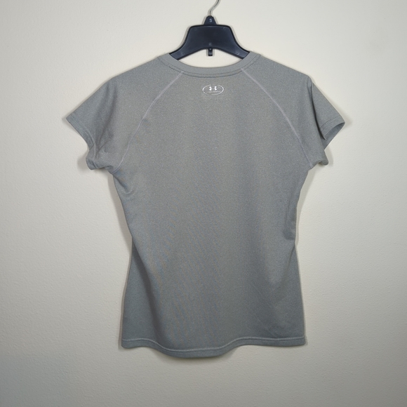 Under Armour Heat Gear Semi Fitted Gray S/S V-neck T-shirt Women’s - Picture 8 of 8
